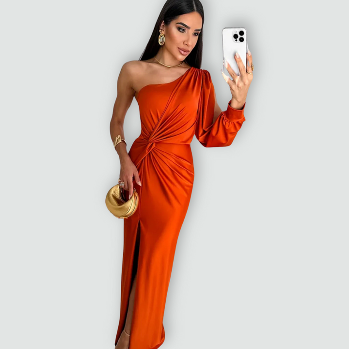 Amelia - Graceful Dress With Impeccable Finesse