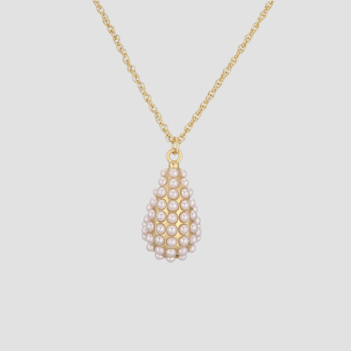 Vormen™ | Classic Pearl Necklaces