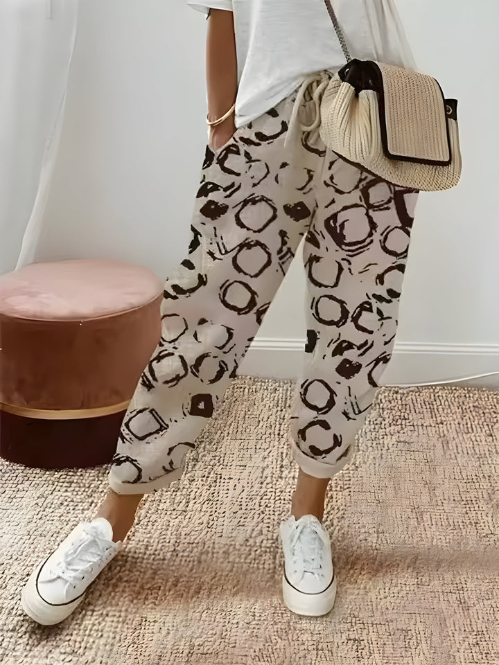 Vera | Chic breathable trouser with pattern striped