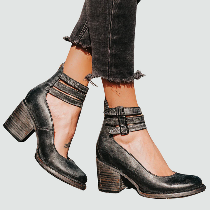 Melanie Heels
