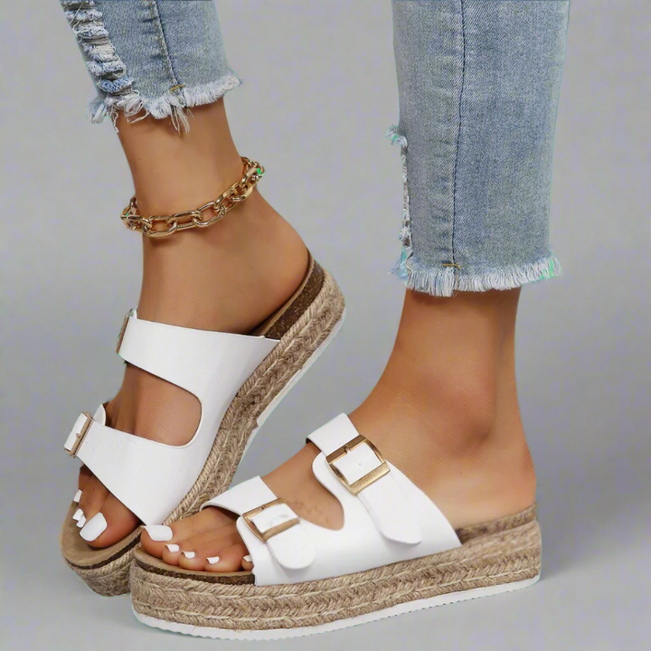 Elfriede | Sandals made of shiny premium leather