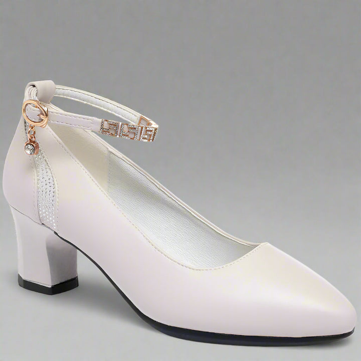 Zymara | Pumps made of premium patent leather for your office style