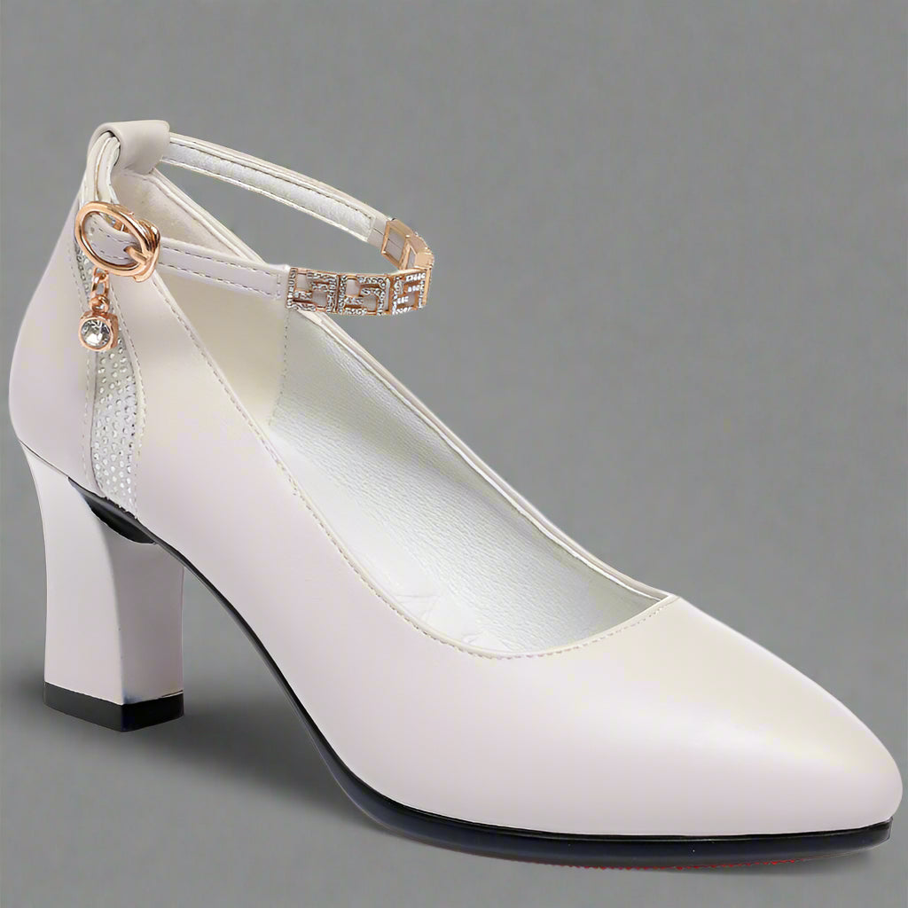 Zymara | Pumps made of premium patent leather for your office style