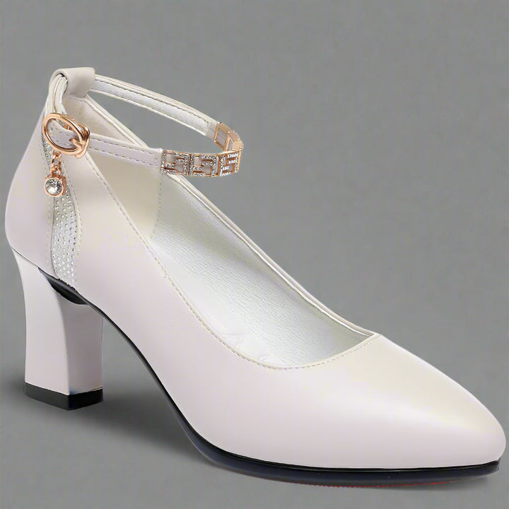 Zymara | Pumps made of premium patent leather for your office style