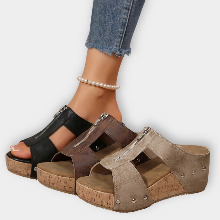 Daria - Zip-Up Platform Sandals