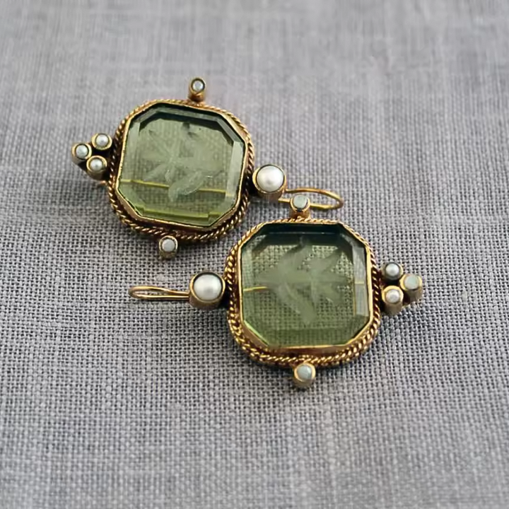 Maeble™ | Vintage Earrings with Stone and Pearl