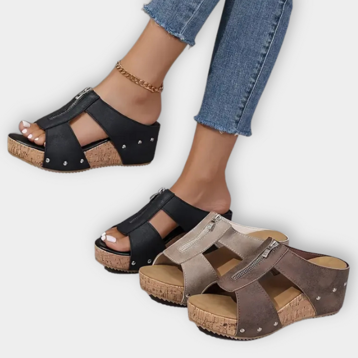 Daria - Zip-Up Platform Sandals