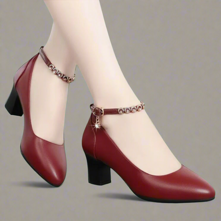 Zymara | Pumps made of premium patent leather for your office style