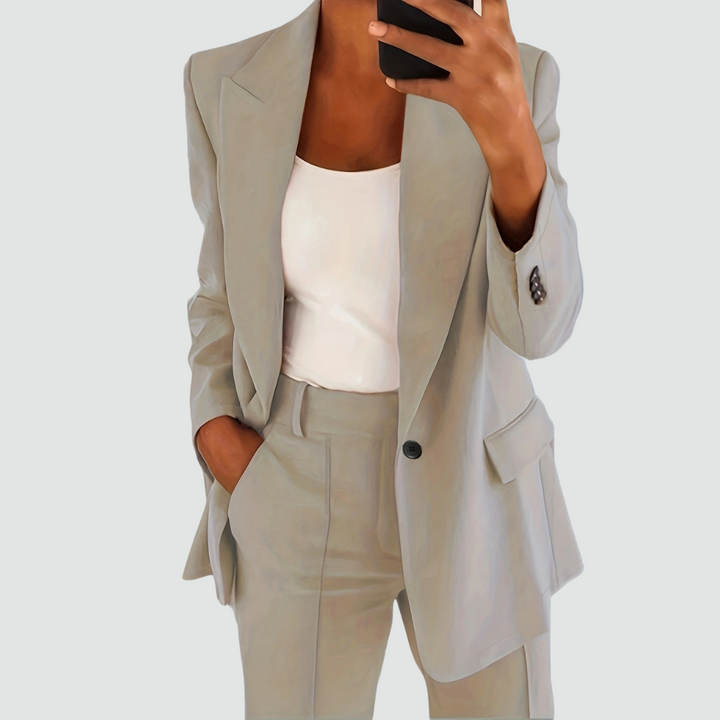The Eleganza Prestige Suit Ensemble