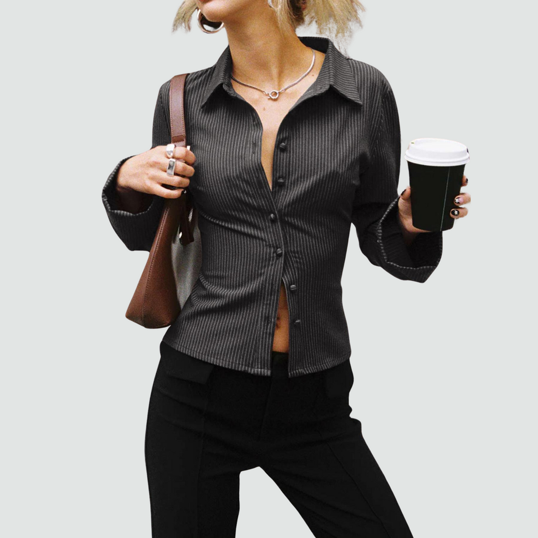Eva - The Elegant Retro Blouse
