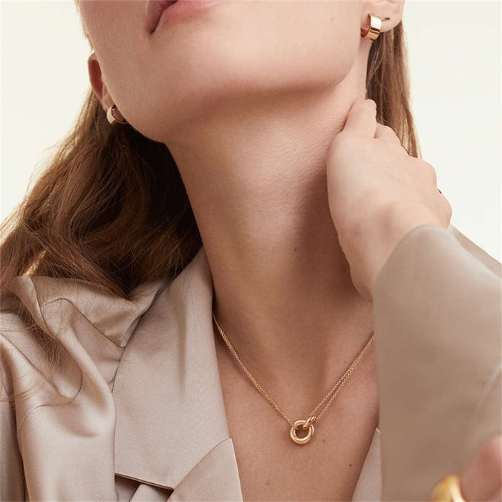 Rose™ | Gold Necklace with Ring