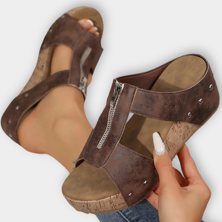 Daria - Zip-Up Platform Sandals