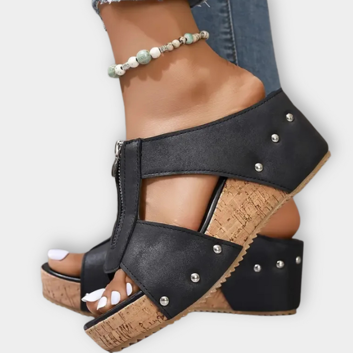 Daria - Zip-Up Platform Sandals