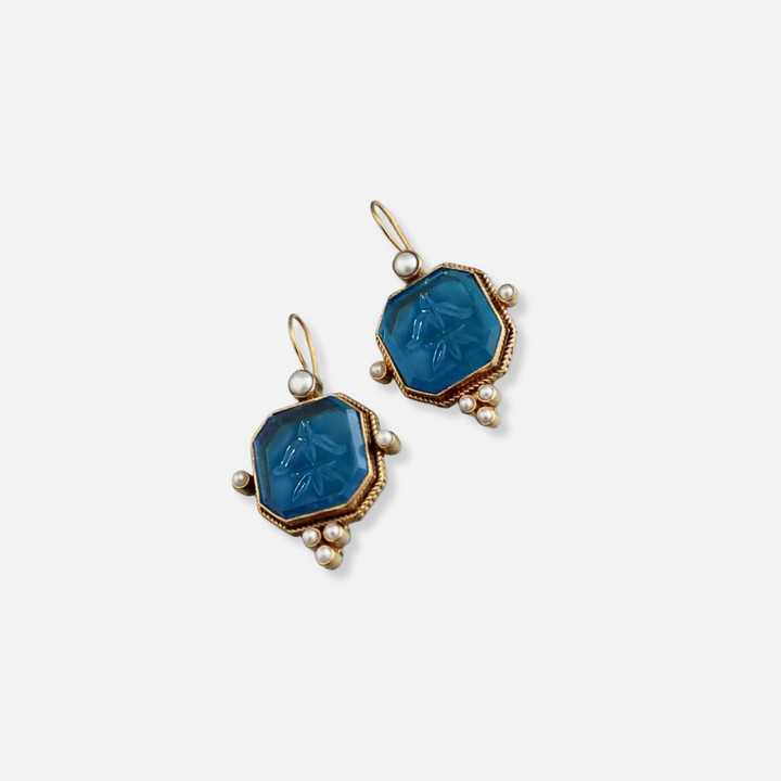 Maeble™ | Vintage Earrings with Stone and Pearl