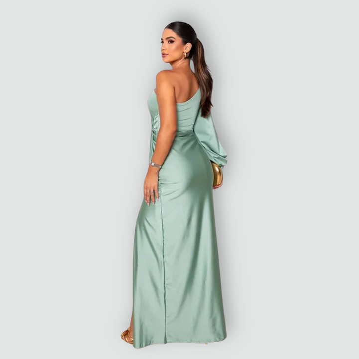 Amelia - Graceful Dress With Impeccable Finesse