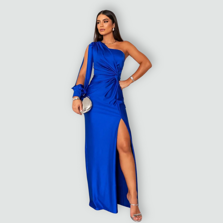 Amelia - Graceful Dress With Impeccable Finesse