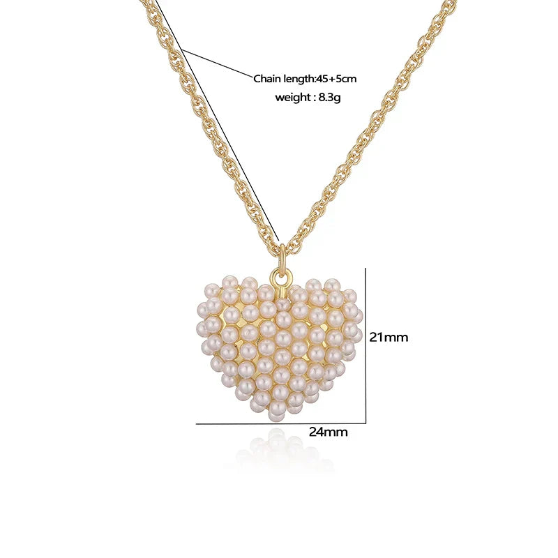 Vormen™ | Classic Pearl Necklaces