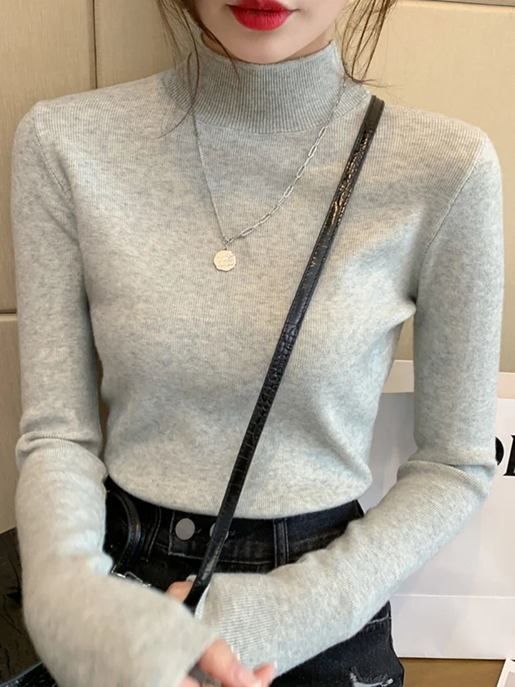 Monica - Chic Mock Neck Sweater