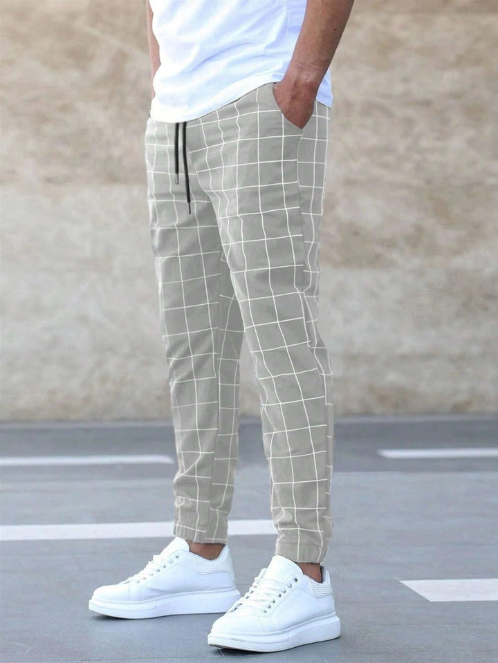 Jorge - Checkered Jogger Pants
