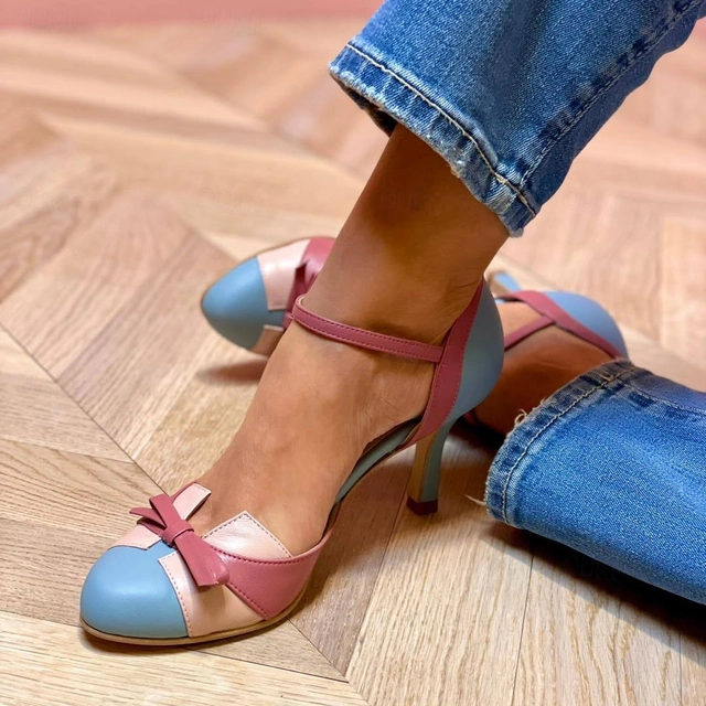 Vivienne - Chic Bow Pumps
