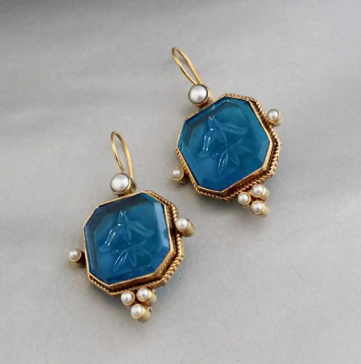 Maeble™ | Vintage Earrings with Stone and Pearl